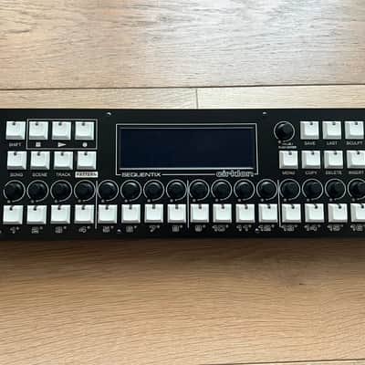 Sequentix Cirklon V1 Sequencer Black image 2