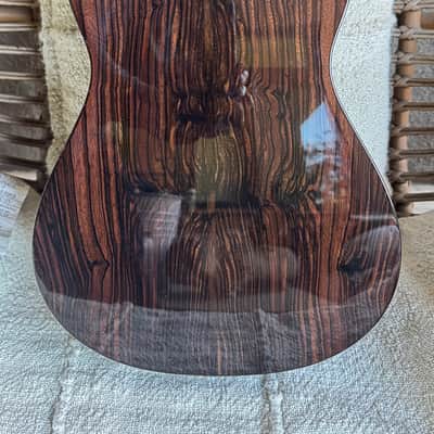 Oli L2 BCE Baritone Ukulele with Crossrock Flight Case 2023-2024 - Gloss image 3