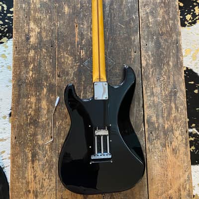Fender Japan 1957 RI Stratocaster Reissue MIJ 2012 image 14