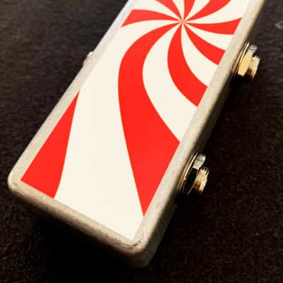 Saturnworks 2 Channel Passive Splitter / Summer Combiner Pedal for Guitar or Bass with Neutrik Jacks - Handcrafted in California image 2