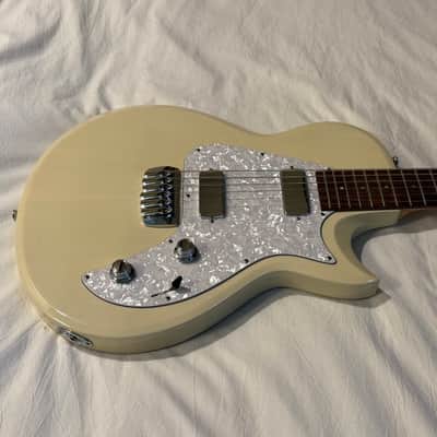 2007 Taylor SB1 Classic - Made in USA - Translucent White - Free Pro Setup image 3