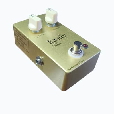 Nietoescia Effects Easily 5 fuzz circuits 2025 - Gold image 1
