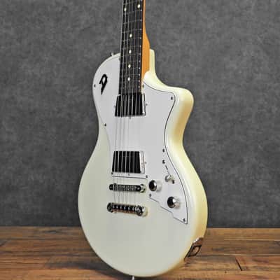 Duesenberg Julietta New From Authorized Dealer 2024 - Vintage White image 2