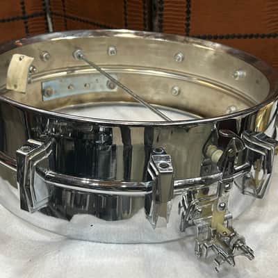 Ludwig 5" deep X 14" head Super Sensitive Snare Drum (3296-SD-4186) 1966 - chrome image 9