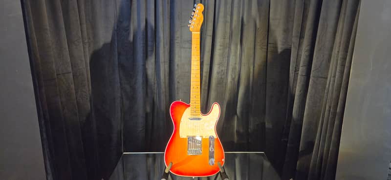 Fender Telecaster Elite 2018 - Strawberry Burst image 1