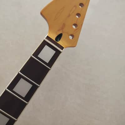 Left-Handed Big Head Maple Stratocaster Guitar Neck with Rosewood Fingerboard, 22-Frets