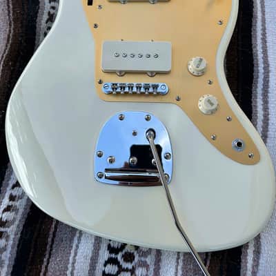 Squier J Mascis Jazzmaster loaded body image 1