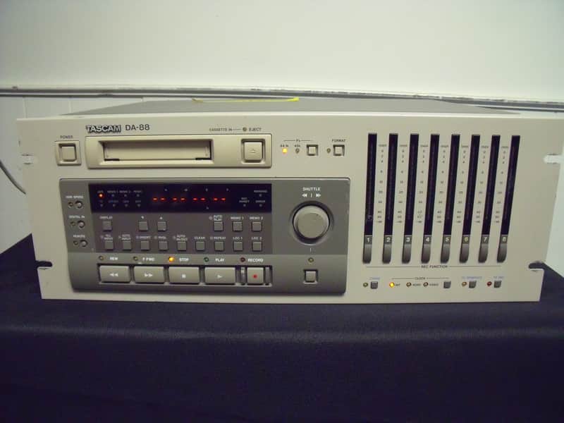 Tascam DA-88 Digital 8 Track Recorder image 1