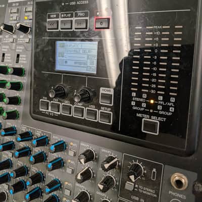 Yamaha MGP32X 32 Channel Analog Mixing Console 2017 - Present - Black image 4