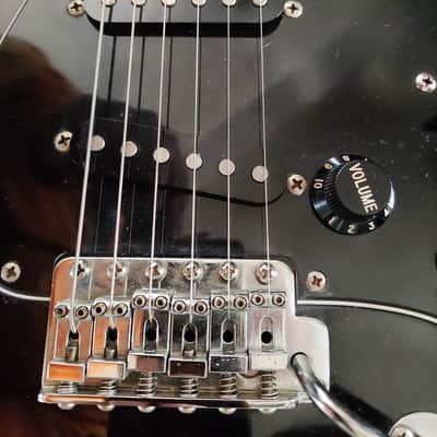 fender squier stratocaster made in Japan SQ serial 1983-1984 rare vintage post JV image 8