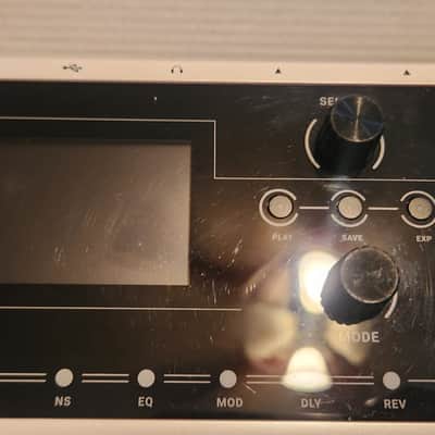 Mooer GE 150 Pro - White image 1