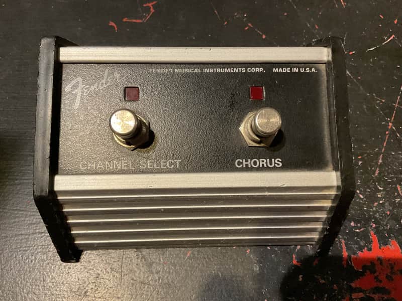 Fender 2-Button Footswitch, Channel Select Chorus On/Off, 1/4" Jack image 1