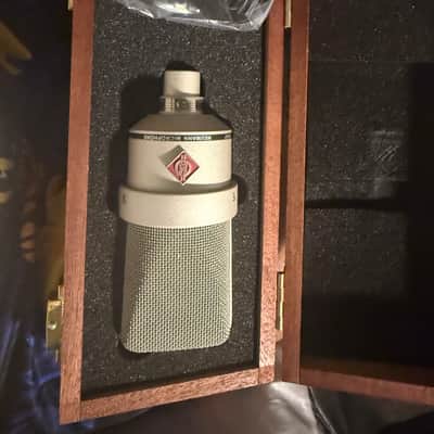 Neumann TLM 103 mt Large Diaphragm Cardioid Condenser Microphone 1997 - Present - silver- wooden display case image 7