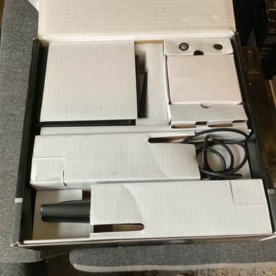 WMS 40 Pro Mini 2 Set Wireless Microphone System image 2