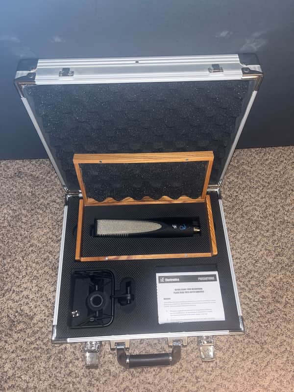 sE Electronics RNR1 (Neve) image 1