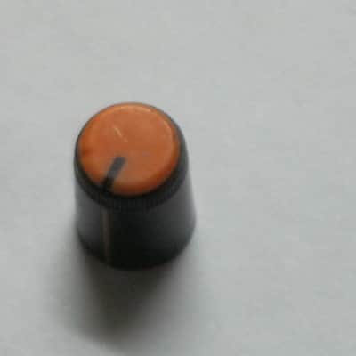 ONE lightly used genuine Boss DF-2 KNOB, fits split shaft shaft (stem) mid 1980s - early 1990s - TOP: orange with black marker // SIDEs: black // hard plastic (NO pedal / NO other items) image 6