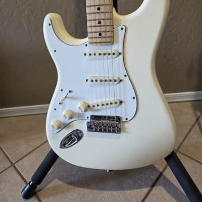 Left-Handed 2012 American Standard Fender Stratocaster lefty image 2