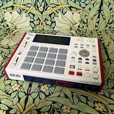 Akai MPC1000