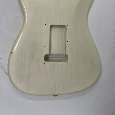 Fender American Vintage Thin Skin '56 Stratocaster Olympic White W/ plate 2012 image 15