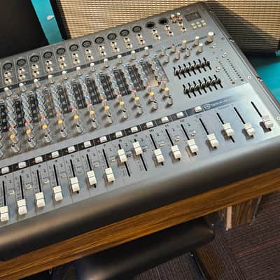 Rockville RPM1470 14-Channel 6000 Watt Powered Mixer, 7 Band EQ, 24-Bit Effects, USB, Bluetooth, and 48V Phantom Power image 2