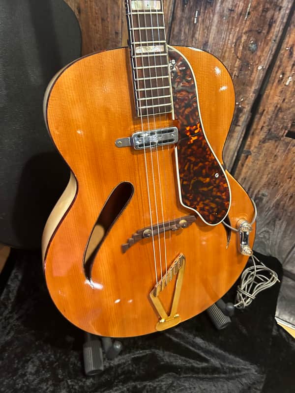 1943 Gretsch Synchromatic 160 Archtop Hollowbody Electric Guitar w/ DeArmond Pickup 1943 - Blonde Spruce Top Flamed Maple Back/Sides/Neck - w/ Gretsch Case image 1