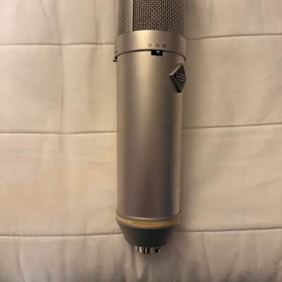 United Studio Technologies UT Twin87 Multipattern Large Diaphragm Condenser Microphone image 7