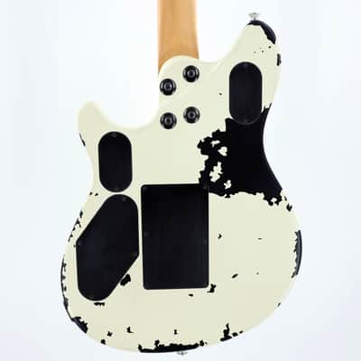 EVH Limited Edition Wolfgang Special Striped Series Guitar w/ Gig Bag - Distressed Ivory image 6