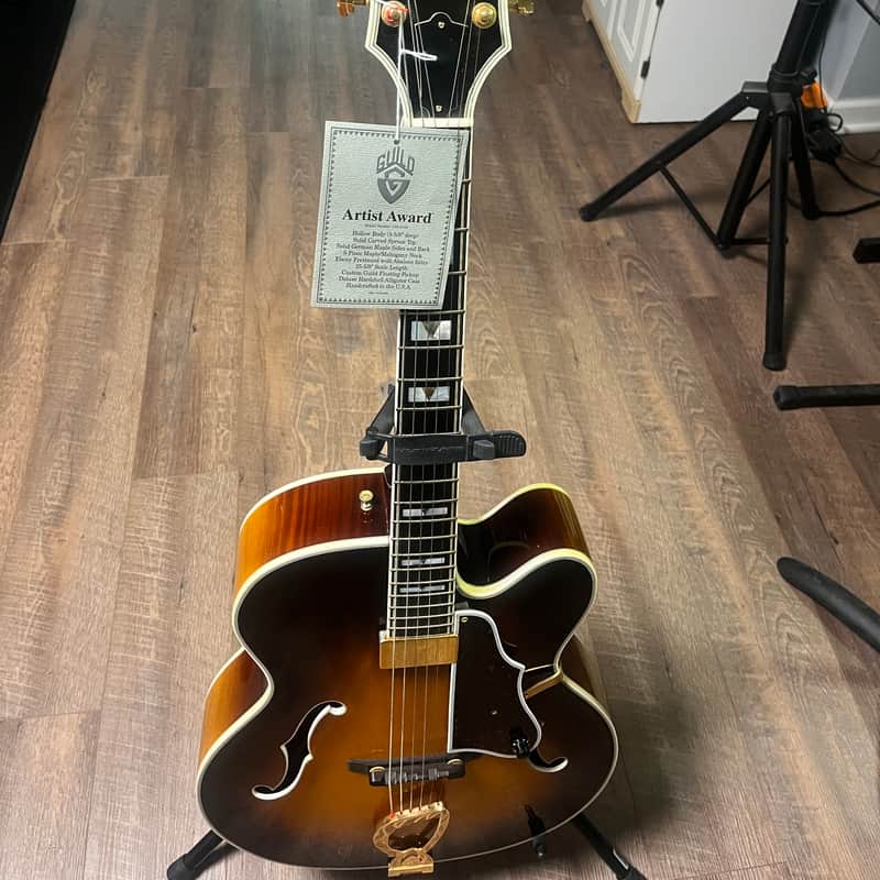 1997 Guild Artist Award Model with Humbucker Sunburst