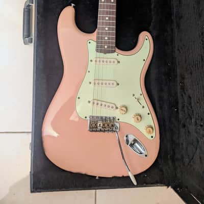 Fender Stratocaster ST62 Reissue Japan 1997-98 - Pink image 1