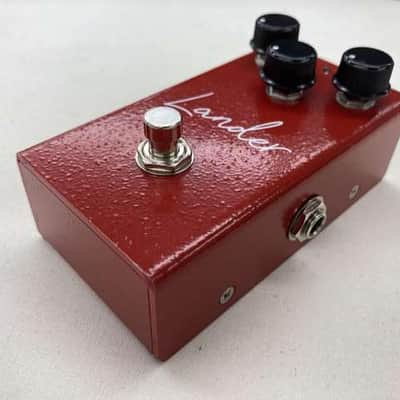 VIRTUES Lander Cult Limited ISS1 Fuzz Guitar Effects Pedal image 2