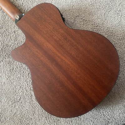 Luna 4 String Acoustic Electric Bass, Spruce Top Body, Mahogany Neck, Rosewood Fingerboard image 2