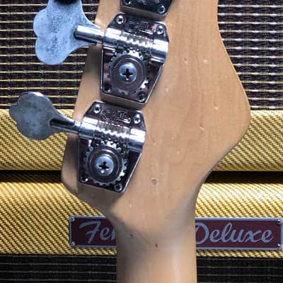 G&L L-2000 1989 Emerald Green image 19