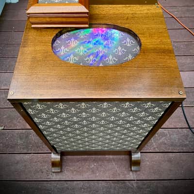 Rotary Connection 2 speed portable Leslie/Rotary lite up guitar speaker cab with 2 button footswitch! BIG CTS 15x9 vintage speaker inside. 2 inner bulbs that change with the speed changes. Real vintage hardwoods. 2026 - Wood image 16