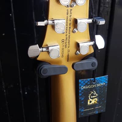 PRS Santana SE singlecut trem - Egyptian Gold - Padded gig bag image 6