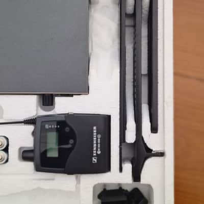 Sennheiser Sennheiser ew 300 IEM G3 Set SR 300 Stereo Transmitter + EK 300 Bodypack Live image 5