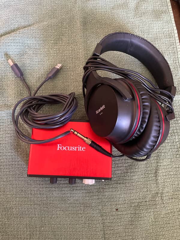 Focusrite Scarlett Solo 2nd Gen USB Audio Interface 2016 - 2018 - Red / Black image 1
