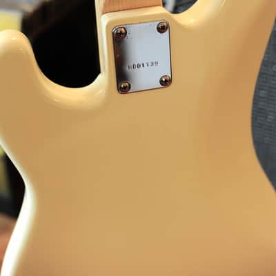 Greco Fujigen Spacy Sound 1980 Vintage White P Bass w/Fender Gig Bag image 6