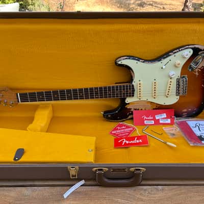 Fender Mike McCready Signature Stratocaster 2023 - Present - 3-Color Sunburst Relic image 11