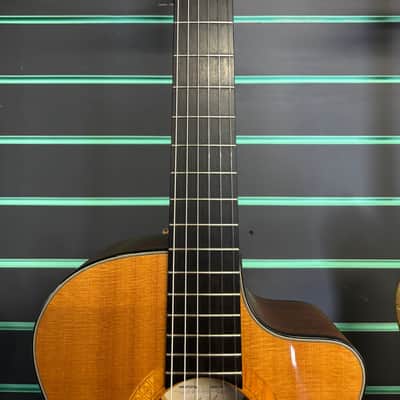 Taylor NS-32ce Gloss Natural 2002 Classical Electro-Acoustic Guitar image 7