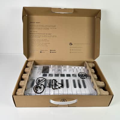 Arturia MiniLab 3 MIDI Keyboard Controller 25 Synth Keys USB Pad Triggers image 4