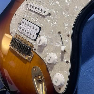 Fender Player Deluxe Stratocaster HSS Maple Fretboard 2004-2016 image 1