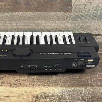Yamaha YS200 FM 61 Key Synthesizer 1988 W/fitted gig bag - Black image 11