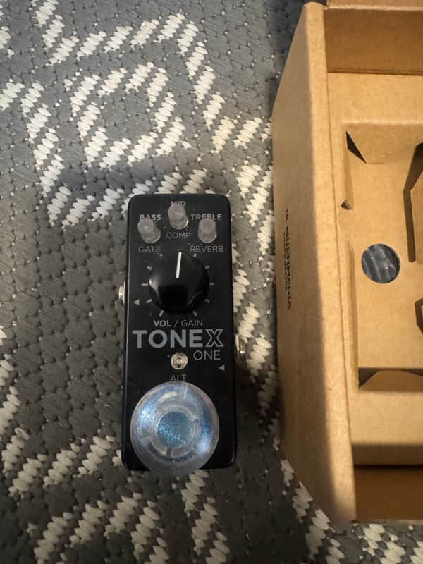 IK Multimedia ToneX One