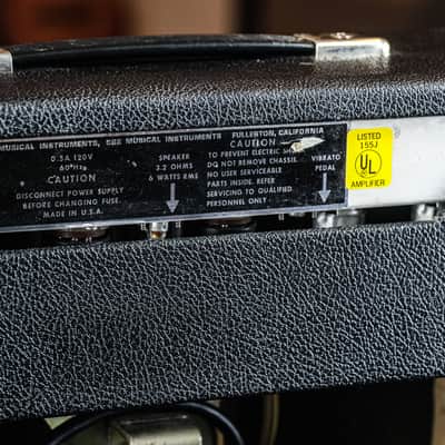 1975 Fender Vibro Champ 6-Watt 1x8? Guitar Combo silverface image 7