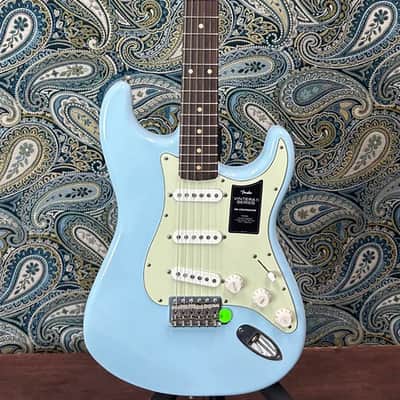 Fender Vintera II Road Worn '60s Stratocaster Sonic Blue image 3