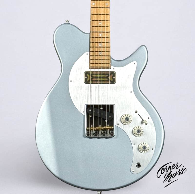 Eastman Fullertone SC’52 2025 - Ice Blue Metallic image 1