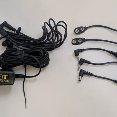Truetone 1 Spot 9v Adapter Combo Pack with 8-Plug Daisy Chain and 5 Adaptors 2010s - Black image 2