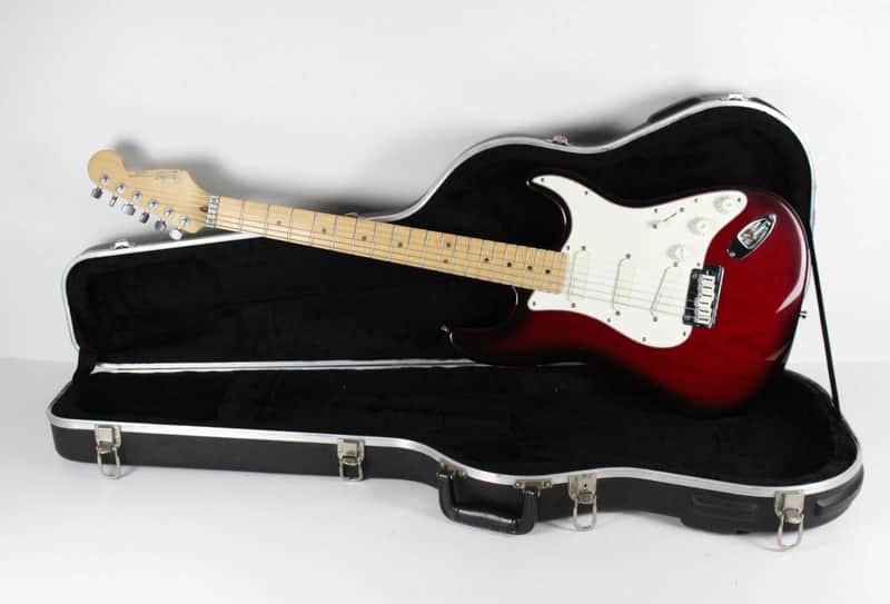 1993 Vintage Fender Stratocaster Plus Deluxe Crimson Burst Strat USA 1990s TBX Tone +OHSC