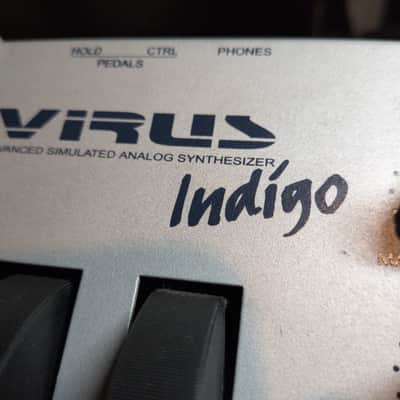 Access Virus Indigo 37-Key Digital Synthesizer 2001 - Silver & Blue image 20