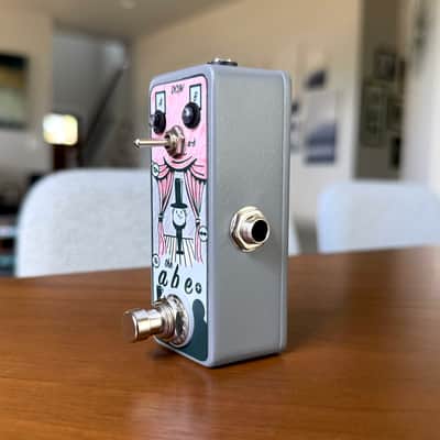 The Abe+ ABY True Bypass AB & Y Switch Utility Pedal (Gray) image 3